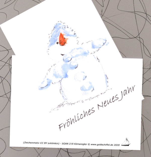 Postkarte: fröhlicher Schneemann mit blauer Wollmütze, Wollschal und orangener Karotten-Nase